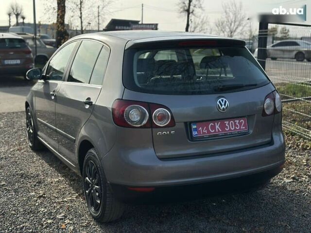 Фольксваген Гольф Плюс, объемом двигателя 1.4 л и пробегом 208 тыс. км за 5500 $, фото 9 на Automoto.ua