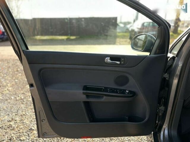 Фольксваген Гольф Плюс, объемом двигателя 1.4 л и пробегом 208 тыс. км за 5500 $, фото 18 на Automoto.ua