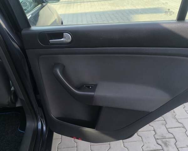 Фольксваген Golf Plus, об'ємом двигуна 1.4 л та пробігом 180 тис. км за 5150 $, фото 24 на Automoto.ua