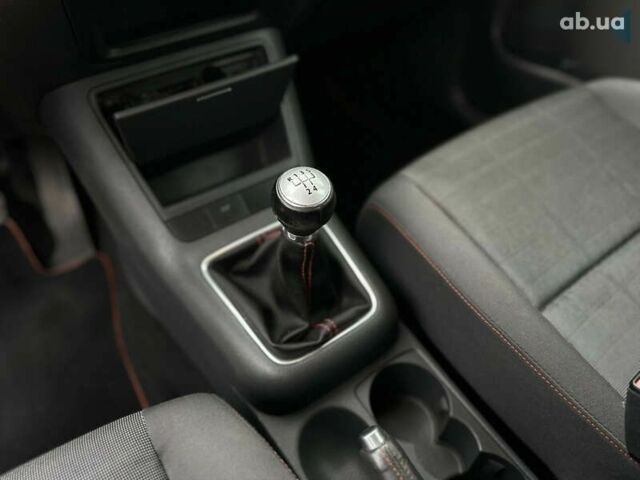Фольксваген Golf Plus, об'ємом двигуна 1.6 л та пробігом 202 тис. км за 6500 $, фото 26 на Automoto.ua