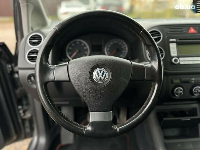 Фольксваген Golf Plus, об'ємом двигуна 1.6 л та пробігом 202 тис. км за 6500 $, фото 24 на Automoto.ua