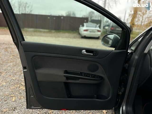 Фольксваген Golf Plus, об'ємом двигуна 1.6 л та пробігом 202 тис. км за 6500 $, фото 18 на Automoto.ua