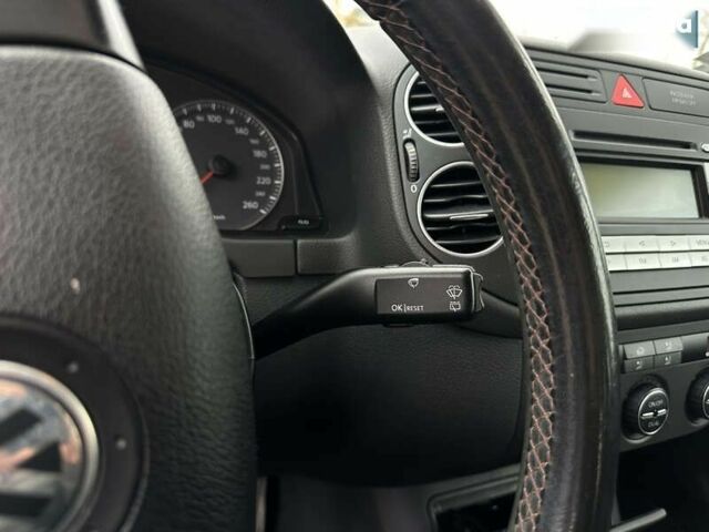 Фольксваген Golf Plus, об'ємом двигуна 1.6 л та пробігом 202 тис. км за 6500 $, фото 28 на Automoto.ua