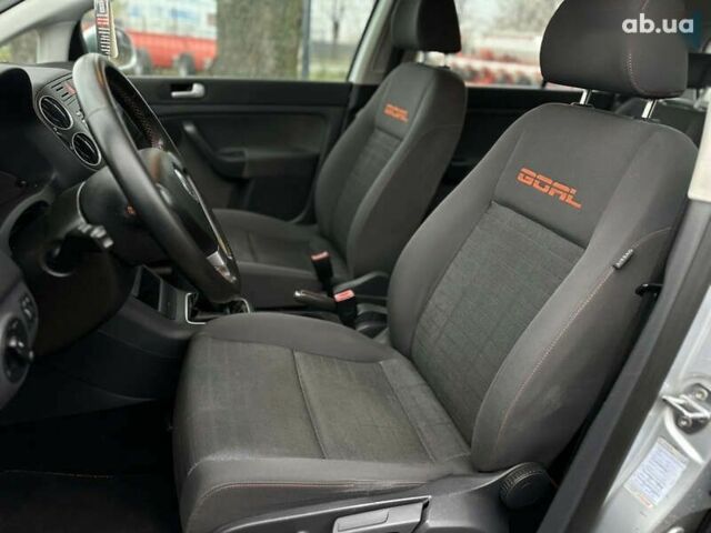 Фольксваген Golf Plus, об'ємом двигуна 1.6 л та пробігом 221 тис. км за 5999 $, фото 23 на Automoto.ua