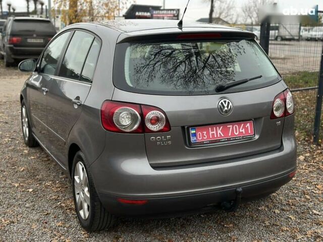 Фольксваген Golf Plus, об'ємом двигуна 1.6 л та пробігом 202 тис. км за 6500 $, фото 14 на Automoto.ua
