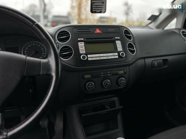 Фольксваген Golf Plus, об'ємом двигуна 1.6 л та пробігом 202 тис. км за 6500 $, фото 25 на Automoto.ua