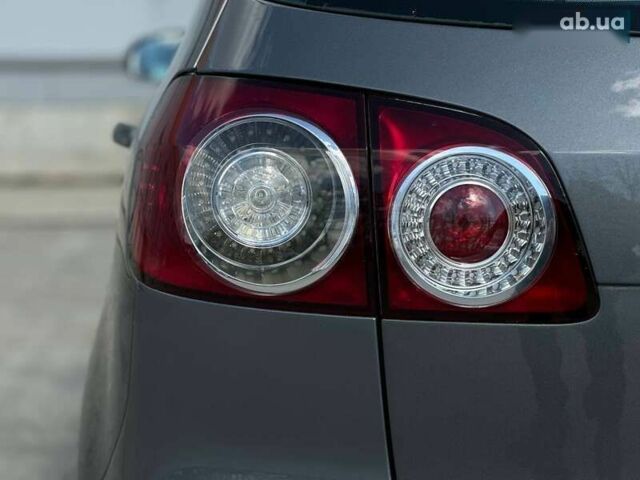 Фольксваген Гольф Плюс, объемом двигателя 1.4 л и пробегом 212 тыс. км за 5500 $, фото 10 на Automoto.ua