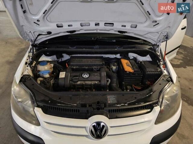 Фольксваген Golf Plus, об'ємом двигуна 1.4 л та пробігом 299 тис. км за 3850 $, фото 13 на Automoto.ua