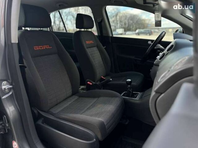 Фольксваген Гольф Плюс, объемом двигателя 1.4 л и пробегом 212 тыс. км за 5500 $, фото 13 на Automoto.ua