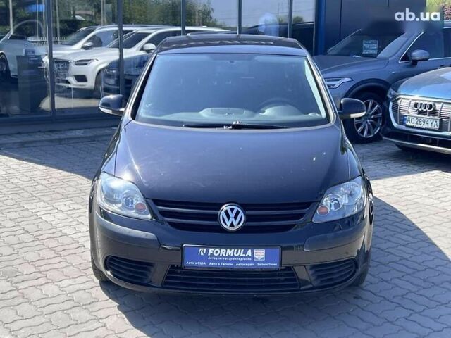 Фольксваген Гольф Плюс, объемом двигателя 1.6 л и пробегом 215 тыс. км за 5990 $, фото 4 на Automoto.ua