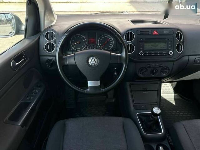 Фольксваген Гольф Плюс, объемом двигателя 1.4 л и пробегом 212 тыс. км за 5500 $, фото 18 на Automoto.ua