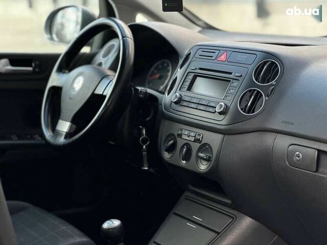 Фольксваген Гольф Плюс, объемом двигателя 1.4 л и пробегом 212 тыс. км за 5500 $, фото 15 на Automoto.ua