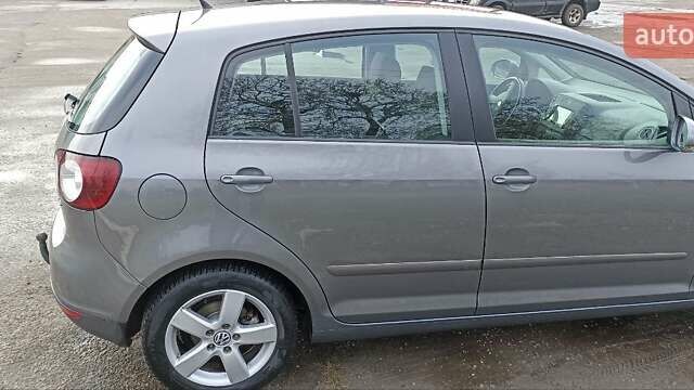 Фольксваген Golf Plus, об'ємом двигуна 1.6 л та пробігом 178 тис. км за 6300 $, фото 2 на Automoto.ua