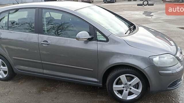 Фольксваген Golf Plus, об'ємом двигуна 1.6 л та пробігом 178 тис. км за 6300 $, фото 3 на Automoto.ua