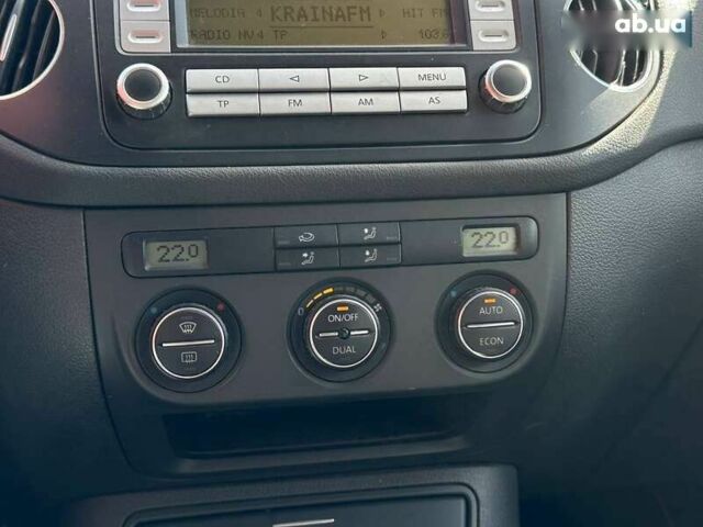 Фольксваген Гольф Плюс, объемом двигателя 1.6 л и пробегом 191 тыс. км за 5490 $, фото 21 на Automoto.ua