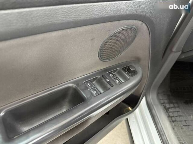 Фольксваген Гольф Плюс, объемом двигателя 1.6 л и пробегом 283 тыс. км за 6490 $, фото 16 на Automoto.ua