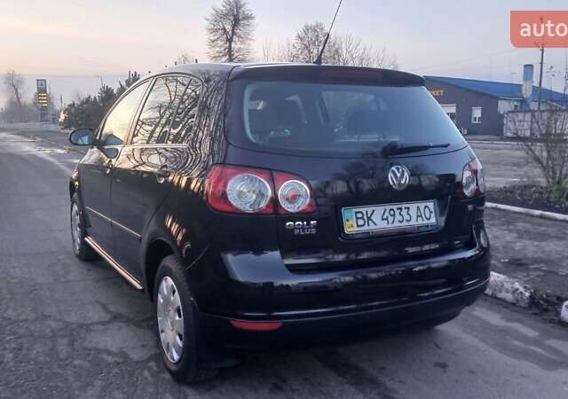 Фольксваген Гольф Плюс, объемом двигателя 1.6 л и пробегом 247 тыс. км за 6300 $, фото 5 на Automoto.ua