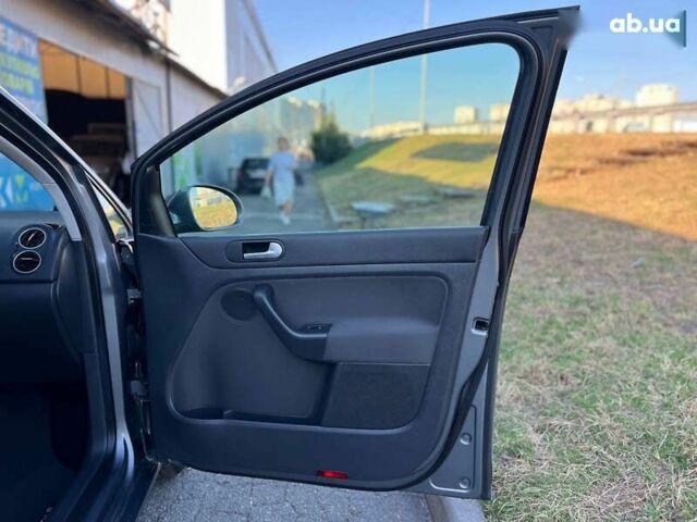 Фольксваген Гольф Плюс, объемом двигателя 1.4 л и пробегом 137 тыс. км за 7950 $, фото 25 на Automoto.ua