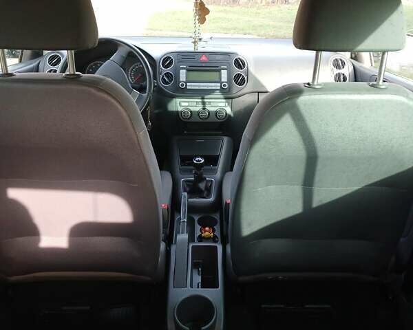 Фольксваген Гольф Плюс, объемом двигателя 1.6 л и пробегом 117 тыс. км за 9500 $, фото 6 на Automoto.ua