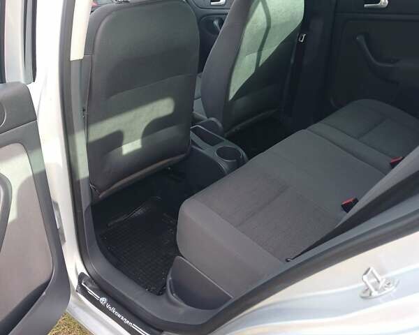 Фольксваген Гольф Плюс, объемом двигателя 1.6 л и пробегом 117 тыс. км за 9500 $, фото 3 на Automoto.ua