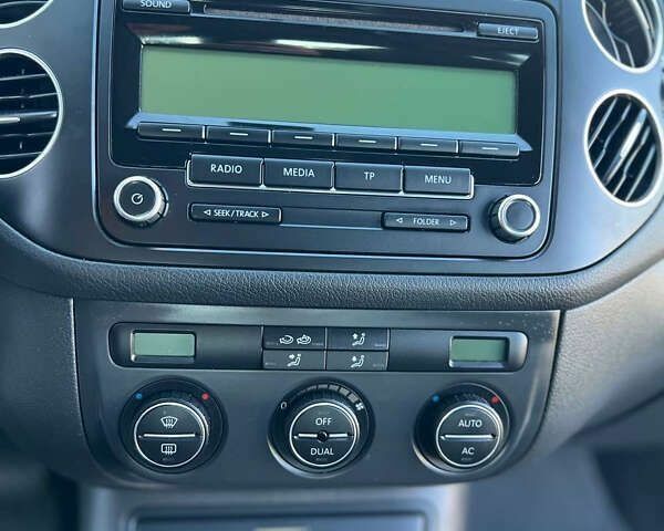 Фольксваген Гольф Плюс, объемом двигателя 1.4 л и пробегом 137 тыс. км за 7950 $, фото 20 на Automoto.ua