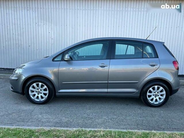 Фольксваген Гольф Плюс, объемом двигателя 1.4 л и пробегом 137 тыс. км за 7950 $, фото 4 на Automoto.ua