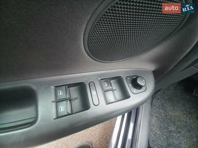 Фольксваген Гольф Плюс, объемом двигателя 1.6 л и пробегом 205 тыс. км за 6200 $, фото 15 на Automoto.ua