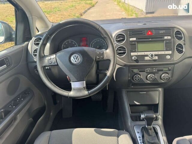Фольксваген Гольф Плюс, объемом двигателя 1.4 л и пробегом 187 тыс. км за 7450 $, фото 17 на Automoto.ua