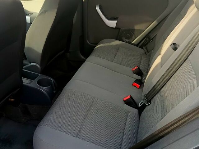 Фольксваген Гольф Плюс, объемом двигателя 1.6 л и пробегом 268 тыс. км за 5400 $, фото 8 на Automoto.ua