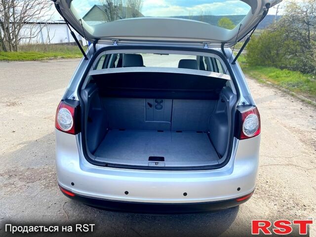 Фольксваген Golf Plus, об'ємом двигуна 1.6 л та пробігом 210 тис. км за 5555 $, фото 2 на Automoto.ua