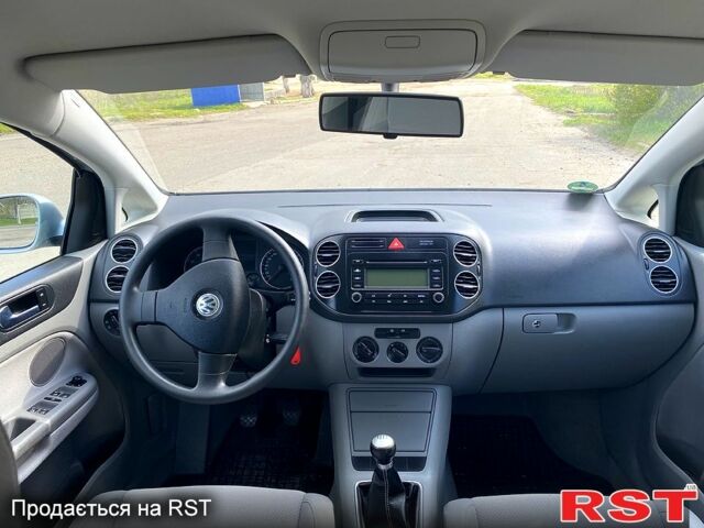 Фольксваген Golf Plus, об'ємом двигуна 1.6 л та пробігом 210 тис. км за 5555 $, фото 5 на Automoto.ua