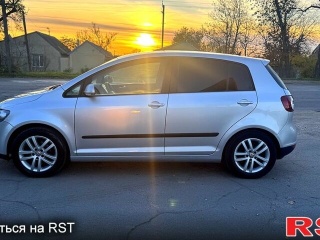 Фольксваген Гольф Плюс, объемом двигателя 1.6 л и пробегом 180 тыс. км за 6200 $, фото 3 на Automoto.ua