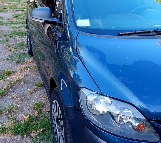 Фольксваген Гольф Плюс, объемом двигателя 1.6 л и пробегом 116 тыс. км за 6600 $, фото 2 на Automoto.ua