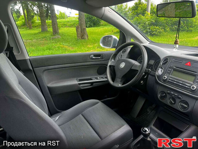 Фольксваген Гольф Плюс, объемом двигателя 1.6 л и пробегом 171 тыс. км за 5900 $, фото 5 на Automoto.ua