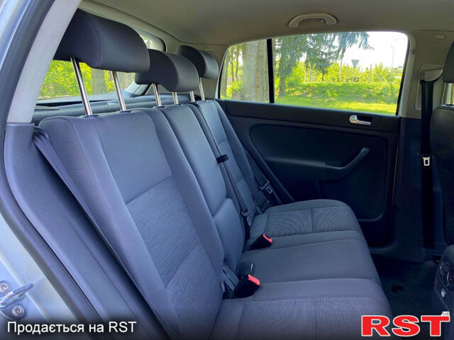 Фольксваген Гольф Плюс, объемом двигателя 1.6 л и пробегом 171 тыс. км за 5900 $, фото 7 на Automoto.ua