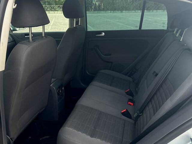 Фольксваген Гольф Плюс, объемом двигателя 1.6 л и пробегом 0 тыс. км за 6850 $, фото 11 на Automoto.ua