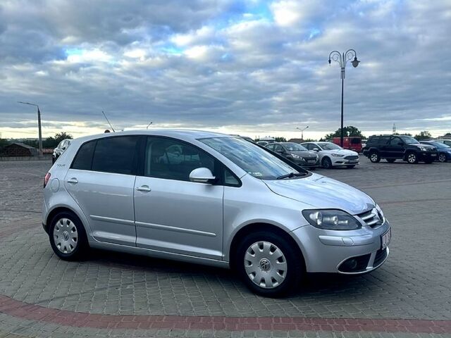 Фольксваген Гольф Плюс, объемом двигателя 1.6 л и пробегом 0 тыс. км за 6850 $, фото 2 на Automoto.ua