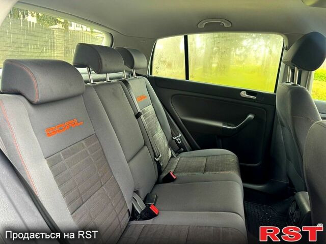 Фольксваген Гольф Плюс, объемом двигателя 1.6 л и пробегом 212 тыс. км за 6200 $, фото 9 на Automoto.ua