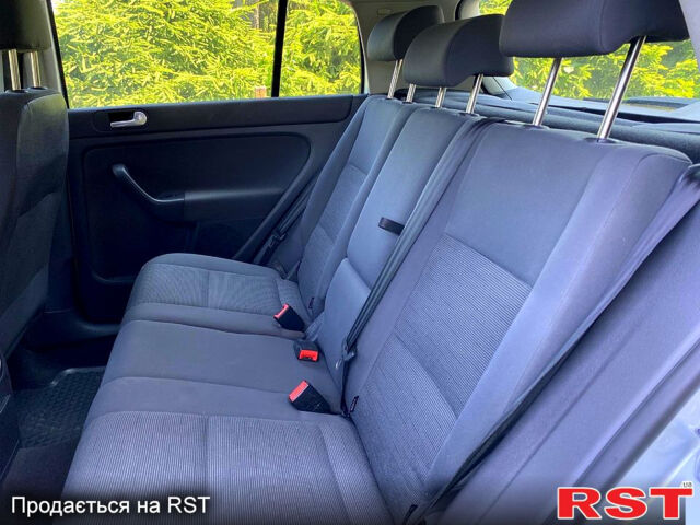 Фольксваген Гольф Плюс, объемом двигателя 1.6 л и пробегом 171 тыс. км за 5900 $, фото 8 на Automoto.ua