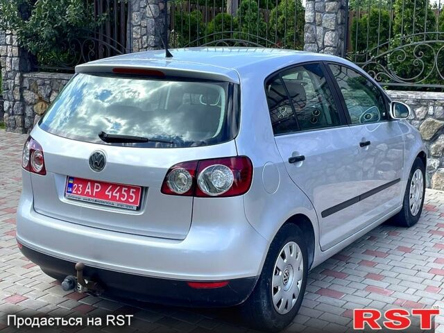 Фольксваген Golf Plus, об'ємом двигуна 1.6 л та пробігом 202 тис. км за 5900 $, фото 2 на Automoto.ua
