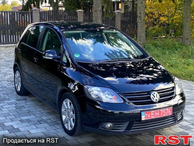 Фольксваген Golf Plus, об'ємом двигуна 1.6 л та пробігом 173 тис. км за 6000 $, фото 1 на Automoto.ua
