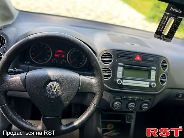 Фольксваген Гольф Плюс, объемом двигателя 1.6 л и пробегом 172 тыс. км за 6000 $, фото 6 на Automoto.ua