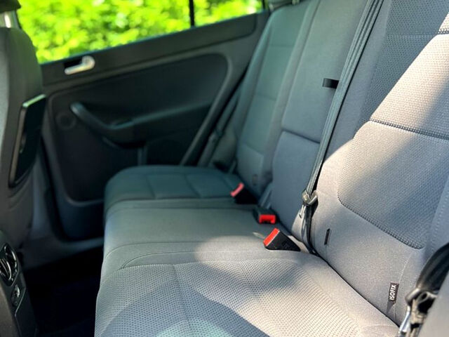 Фольксваген Гольф Плюс, объемом двигателя 1.6 л и пробегом 172 тыс. км за 6000 $, фото 7 на Automoto.ua