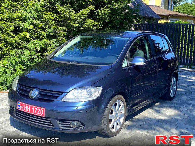 Фольксваген Гольф Плюс, объемом двигателя 1.6 л и пробегом 224 тыс. км за 7300 $, фото 1 на Automoto.ua