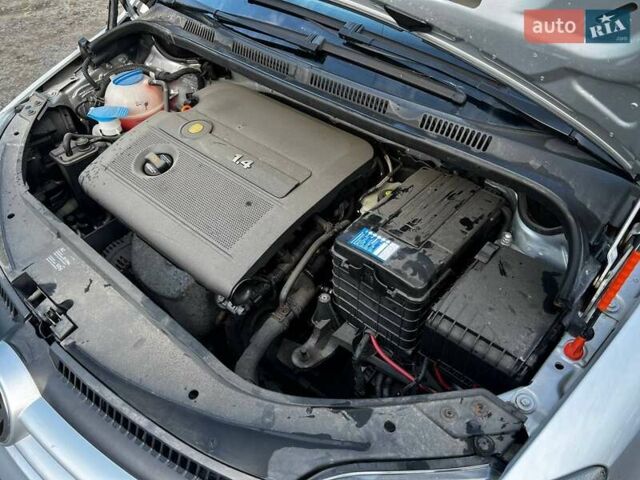 Серый Фольксваген Гольф Плюс, объемом двигателя 1.4 л и пробегом 159 тыс. км за 5500 $, фото 32 на Automoto.ua