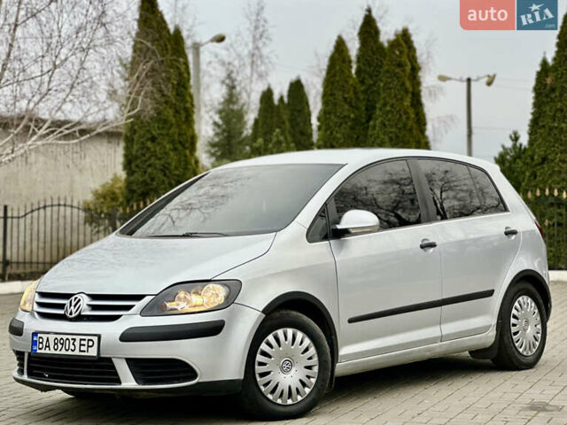 Сірий Фольксваген Golf Plus, об'ємом двигуна 1.4 л та пробігом 201 тис. км за 5100 $, фото 2 на Automoto.ua