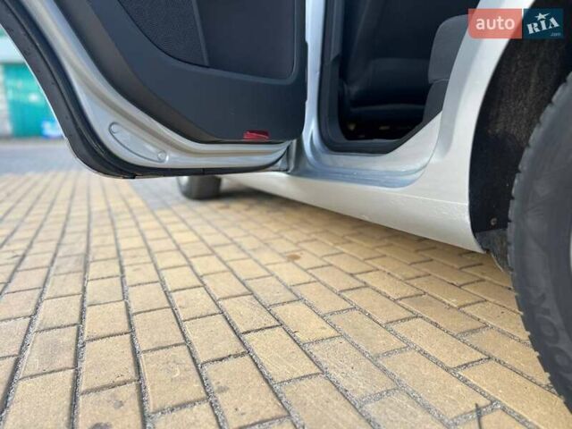 Серый Фольксваген Гольф Плюс, объемом двигателя 1.4 л и пробегом 159 тыс. км за 5500 $, фото 13 на Automoto.ua