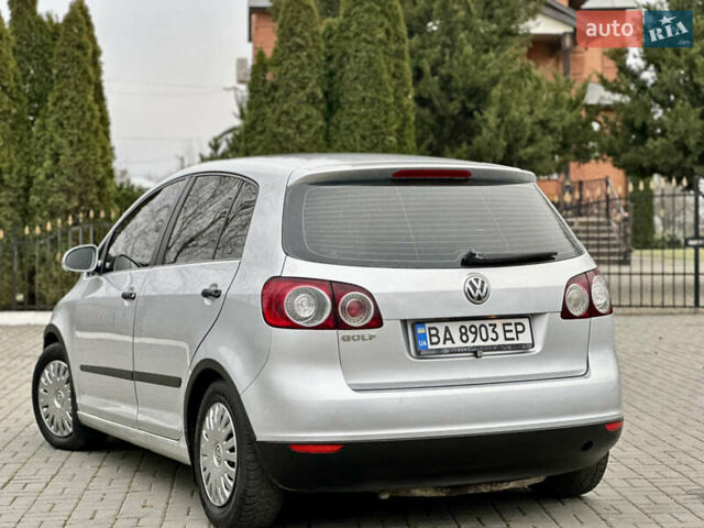 Сірий Фольксваген Golf Plus, об'ємом двигуна 1.4 л та пробігом 201 тис. км за 5100 $, фото 4 на Automoto.ua