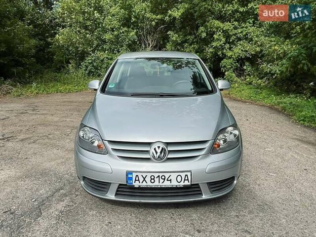 Сірий Фольксваген Golf Plus, об'ємом двигуна 1.6 л та пробігом 199 тис. км за 6500 $, фото 34 на Automoto.ua