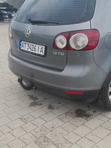 Серый Фольксваген Гольф Плюс, объемом двигателя 1.6 л и пробегом 226 тыс. км за 5300 $, фото 8 на Automoto.ua